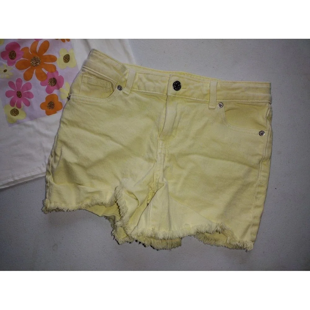 Girls Summer Set btween Floral Glitter Top and Cat & Jack Yellow Denim Shorts L‎ - Picture 2 of 5